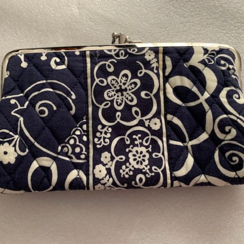 Vera Bradley Double Kiss Lock Clutch Purse  Twirly Bird Pattern
